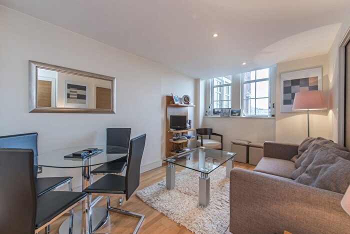 2 Bedroom Flat To Rent In Marsham Street, London, SW1P