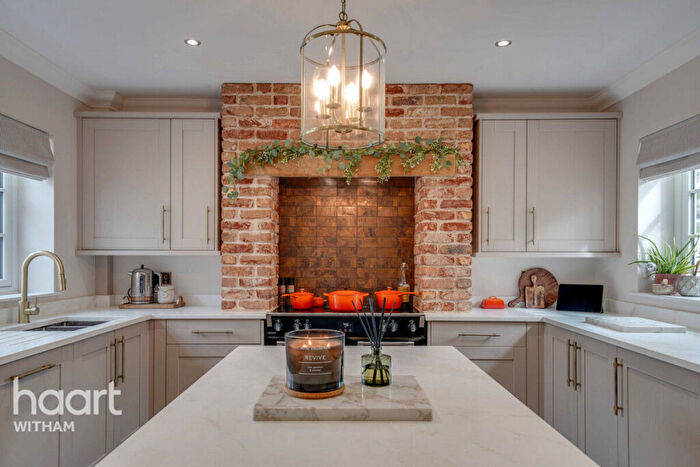 4 Bedroom Bungalow For Sale In Colchester Road, Great Totham, CM9