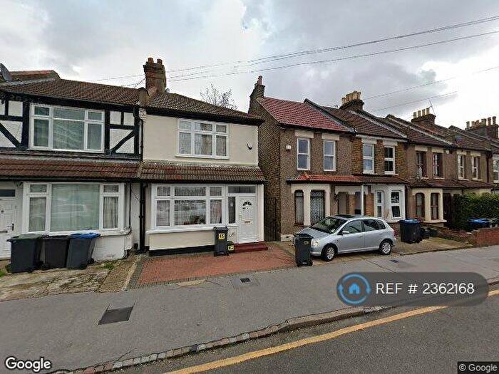 3 Bedroom End Of Terrace House To Rent In Edridge Road, Croydon, CR0