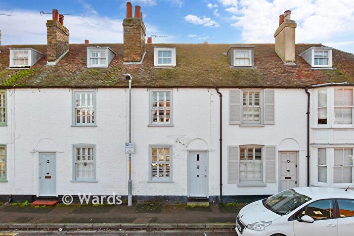 2 Bedroom Terraced House For Sale In Waterloo Road, Whitstable, Kent, CT5
