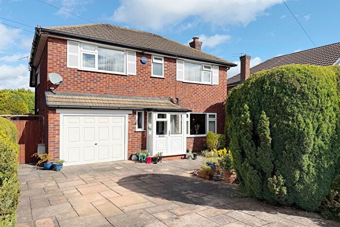 3 Bedroom Detached House For Sale In Crossway, Bramhall, SK7