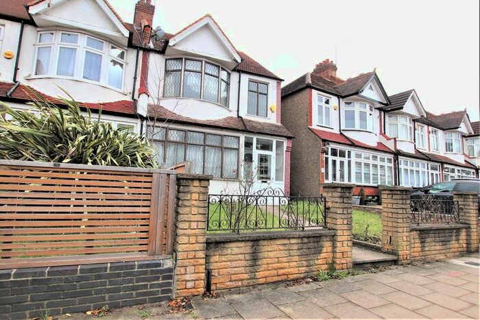 3 Bedroom End Of Terrace House To Rent In Cranston Road, London, SE23