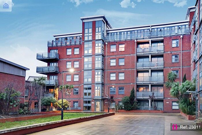 2 Bedroom Block Of Apartments To Rent In Berber Parade, London, SE18