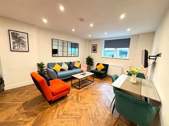 1 Bedroom Apartment To Rent In Middle Street, Brighton, BN1