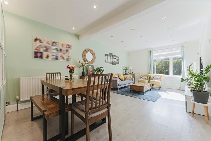 3 Bedroom End Terrace House For Sale In Bordars Road, London, W7