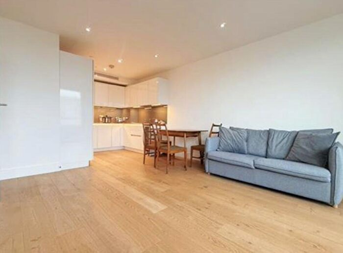 1 Bedroom Apartment For Sale In Flat, Lombard Wharf, Lombard Road, London, SW11