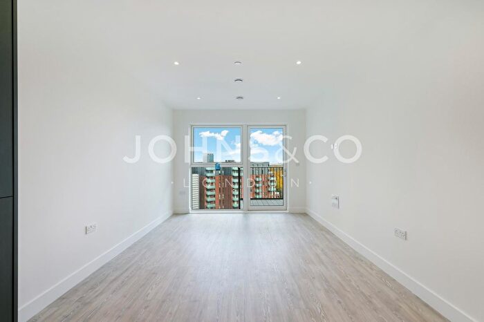 1 Bedroom Flat To Rent In Kew Bridge Rise, Kew Bridge, London, TW8