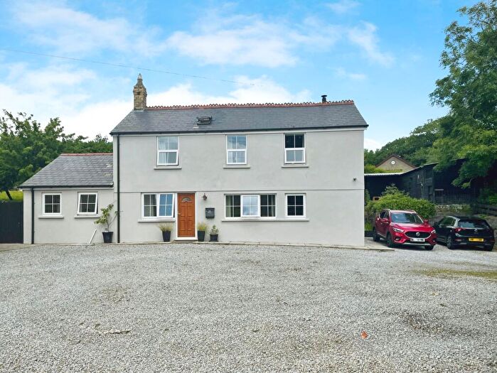2 Bedroom Detached House For Sale In Nantymoel, Bridgend, CF32