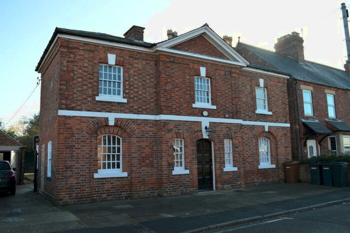 1 Bedroom Flat To Rent In Queen Street, Bottesford, NG13