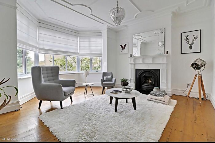 5 Bedroom Terraced House To Rent In St. Albans Crescent, Woodford, IG8