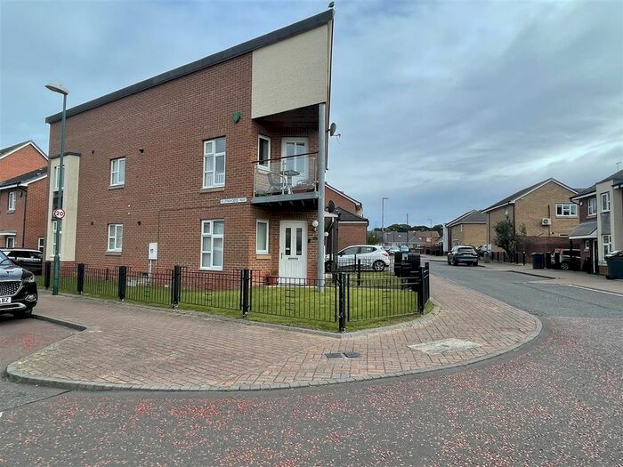 2 Bedroom Flat To Rent In Cherry Tree Walk, Cleadon Vale, South Shields, NE34