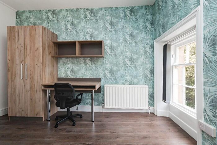 2 Bedroom Flat To Rent In Leazes Terrace, Newcastle Upon Tyne, NE1