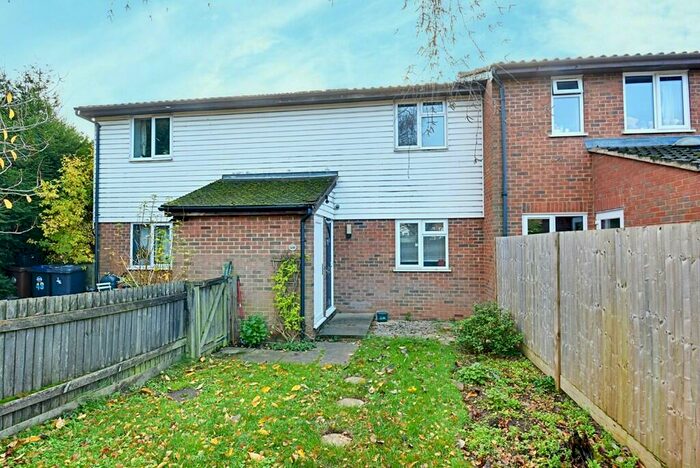 1 Bedroom Maisonette To Rent In Turpins Close, Hertford, SG14