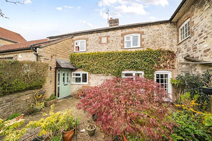 3 Bedroom Terraced House For Sale In Martinstown, Dorchester, Dorset, DT2