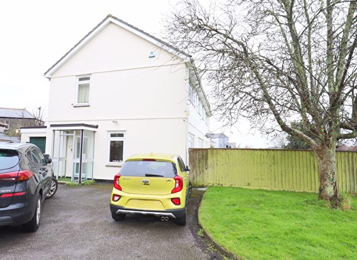 5 Bedroom Detached House To Rent In Knighton Road, Plymouth, PL4