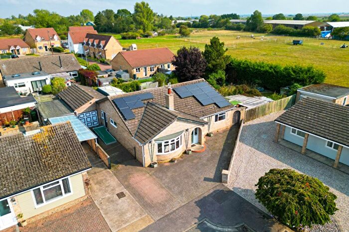 3 Bedroom Detached House For Sale In Meadow Way, Earith, Huntingdon, Cambridgeshire, PE28