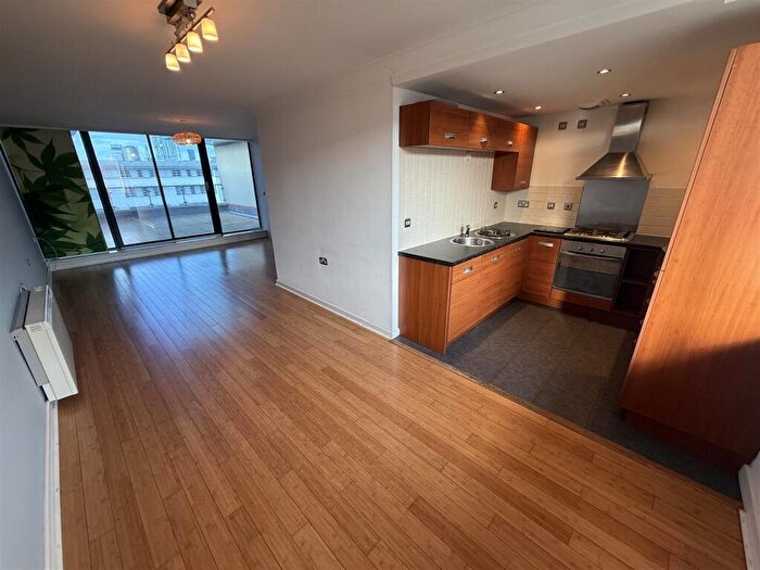 2 Bedroom Apartment To Rent In Rea Place, Birmingham, B12
