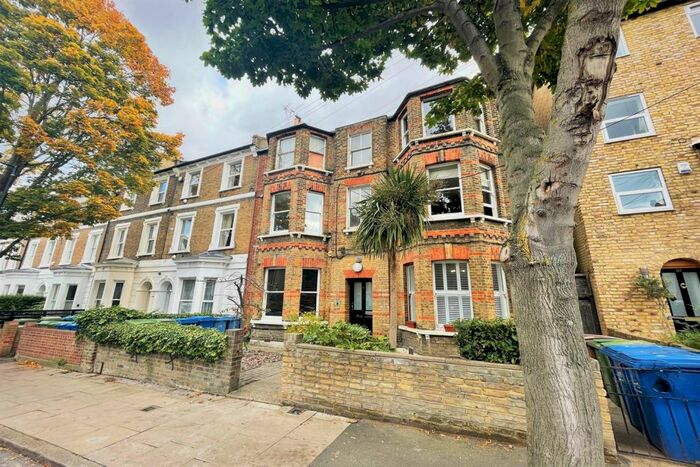 2 Bedroom Apartment To Rent In Talfourd Road, SE15