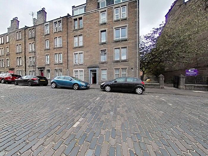 1 Bedroom Flat To Rent In Morgan Street, Stobswell, Dundee, DD4