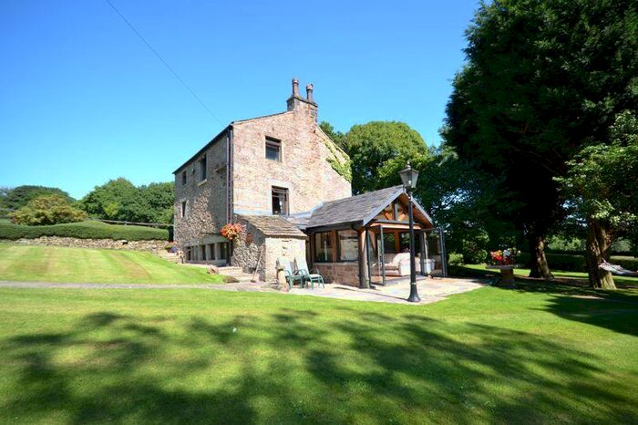 4 Bedroom Character Property For Sale In Hill Top Lane, Whittle-le-Woods, PR6