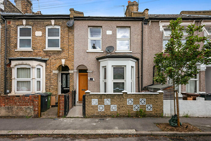 3 Bedroom Terraced House To Rent In Norman Road, Leytonstone, E11