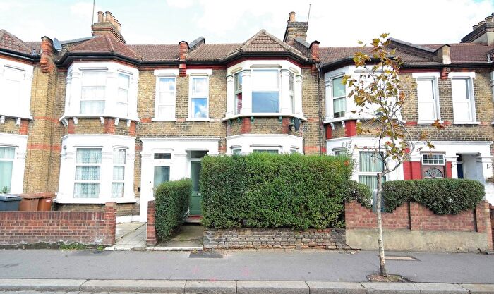 1 Bedroom Flat To Rent In Markhouse Road, Walthamstow, E17