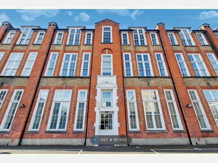 1 Bedroom Flat To Rent In The School House, London, N7