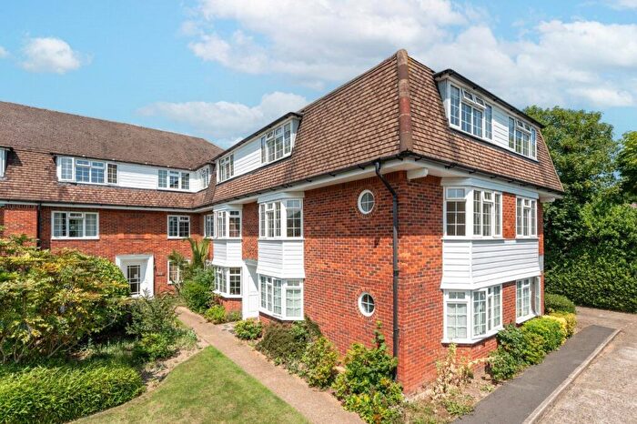 2 Bedroom Apartment For Sale In Sandown Court, Grange Road, Sutton, SM2