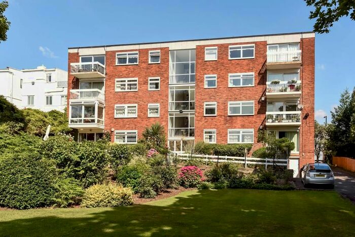 2 Bedroom Flat To Rent In Shepherds Hill, London, N6