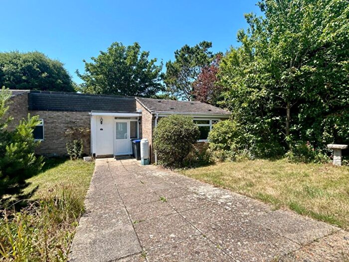 2 Bedroom Bungalow To Rent In Church House Close, Southwick, Brighton, BN42