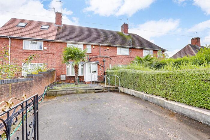 3 Bedroom Terraced House For Sale In Cardale Road, Bakersfield, Nottinghamshire, NG3