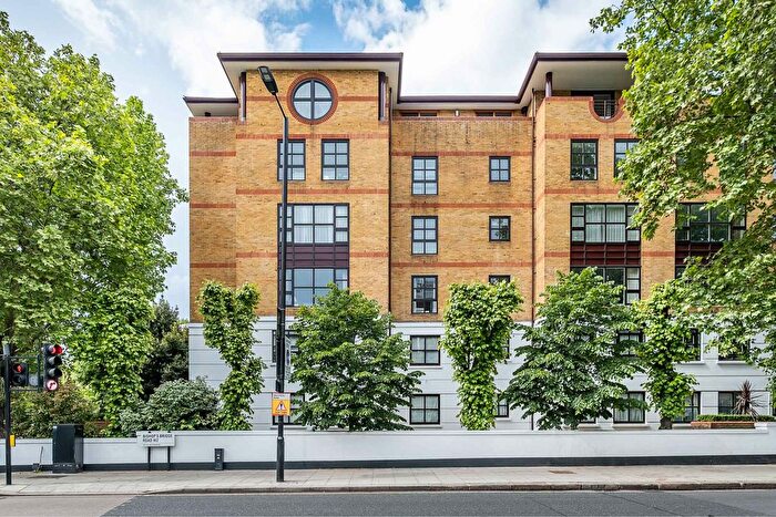 2 Bedroom Flat For Sale In Gloucester Terrace, London, W2