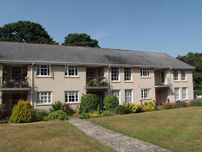 2 Bedroom Flat For Sale In West Hill Court, West Hill, Budleigh Salterton, EX9