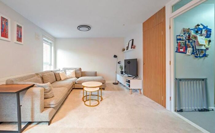 2 Bedroom Apartment To Rent In Allsop Place, Marylebone, London, NW1
