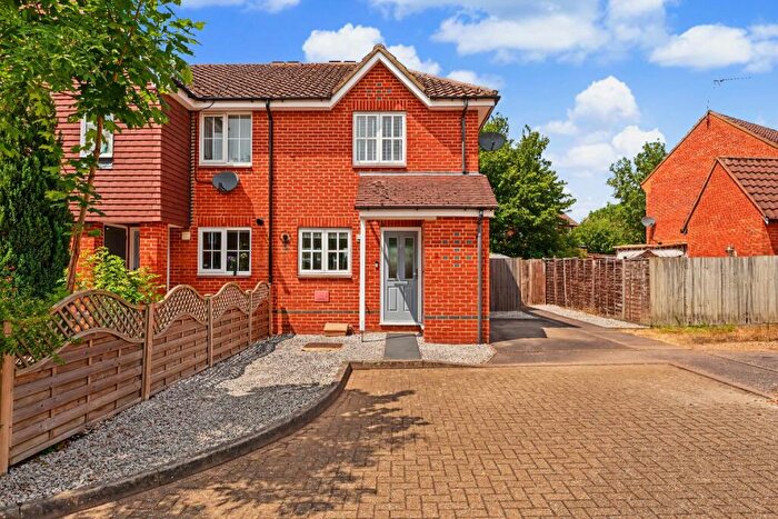 2 Bedroom End Of Terrace House For Sale In Magpie Close, Shenley Brook End, MK5