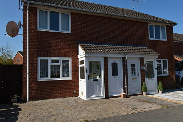 1 Bedroom Apartment To Rent In Lords Wood, Welwyn Garden City, AL7