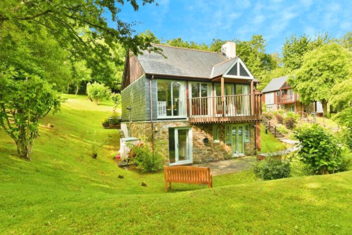 3 Bedroom Detached House For Sale In Oakridge, St. Mellion, Saltash, PL12