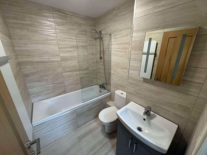 1 Bedroom Flat To Rent In Grange Court Newbury, RG14