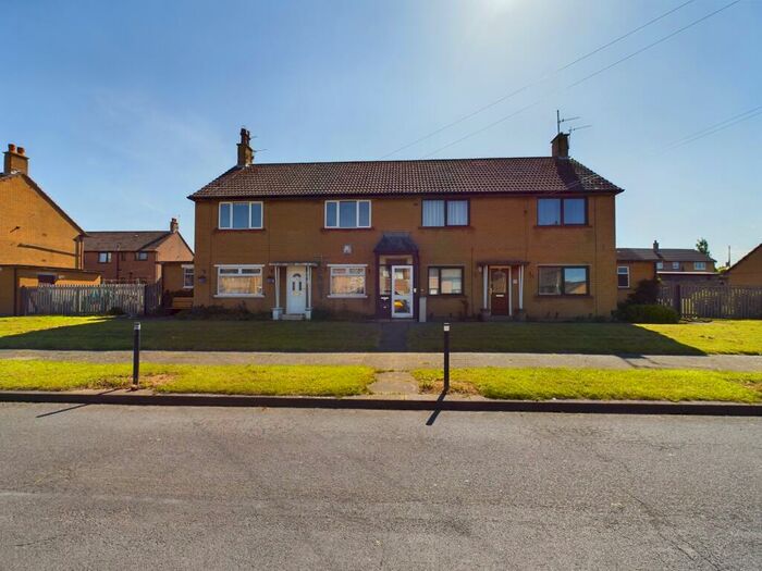 2 Bedroom Flat To Rent In Lyndhurst Gardens, Morton, Carlisle, CA2