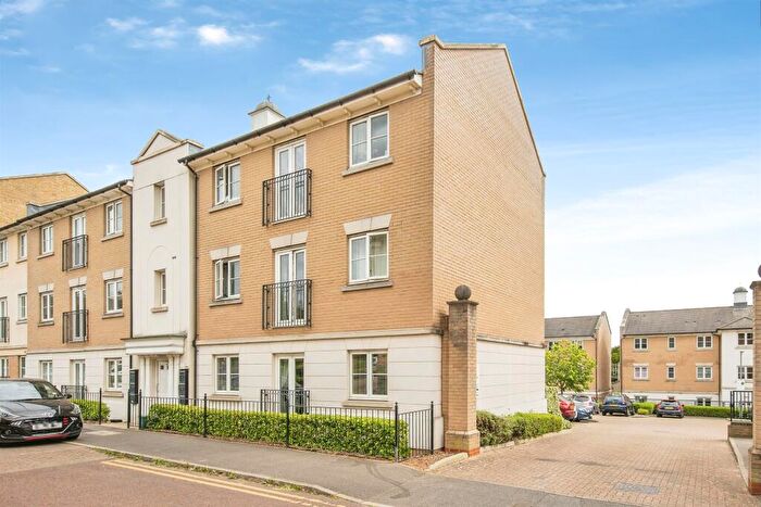 2 Bedroom Apartment For Sale In Propelair Way, Colchester, CO4