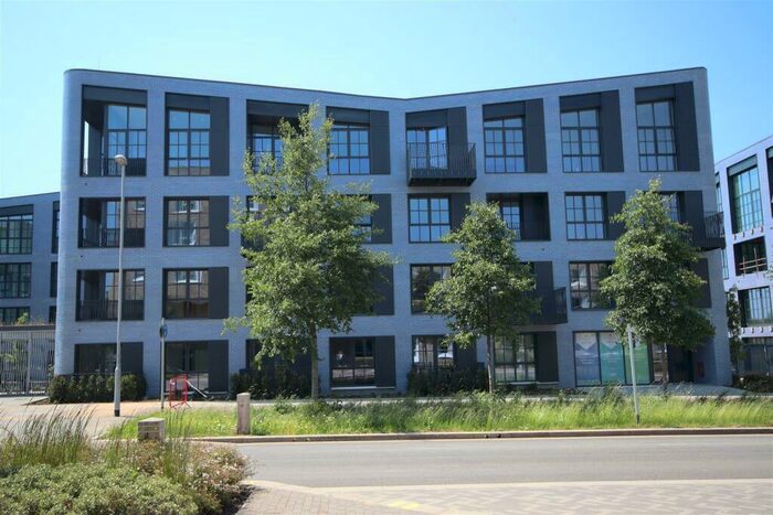 2 Bedroom Flat To Rent In Turing Way, Eddington, CB3