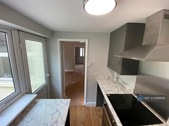 2 Bedroom Terraced House To Rent In Cowgate, Norwich, NR3