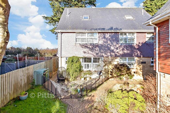 4 Bedroom Semi-Detached House For Sale In Heytesbury Road, Yarmouth, Isle Of Wight, PO41