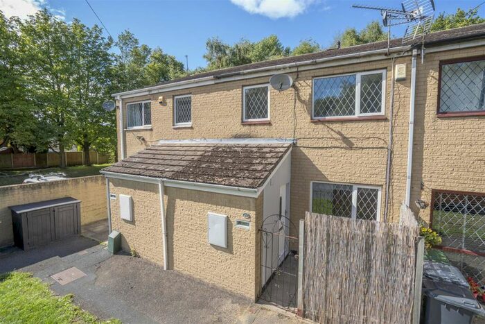 3 Bedroom House To Rent In Elmhurst Gardens, Leeds, West Yorkshire, LS17