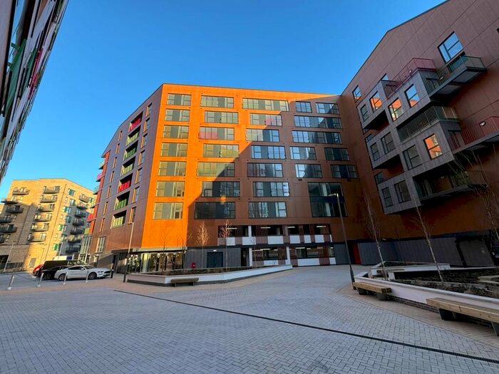 1 Bedroom Flat To Rent In Market Street, Bracknell, RG12