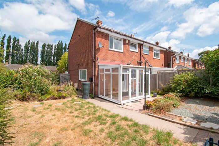 2 Bedroom Semi-Detached House For Sale In Beech Avenue, Alfreton, DE55