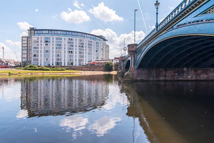 2 Bedroom Apartment To Rent In The Waterside Apartments, West Bridgford, NG2