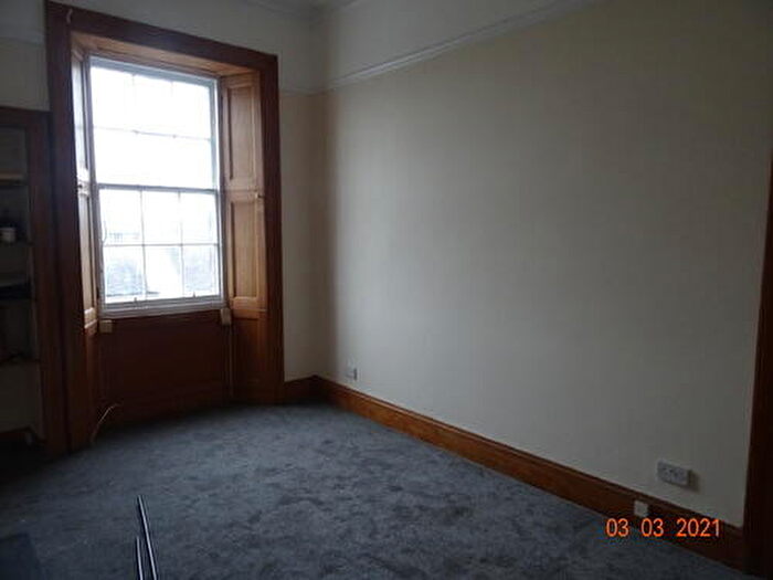 1 Bedroom Flat To Rent In Barony Street, Edinburgh, EH3