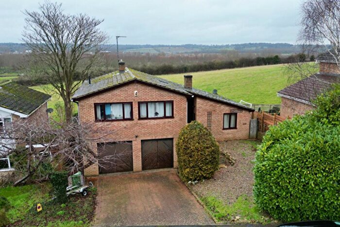 4 Bedroom Detached House For Sale In Nene Rise, Cogenhoe, Northampton, NN7