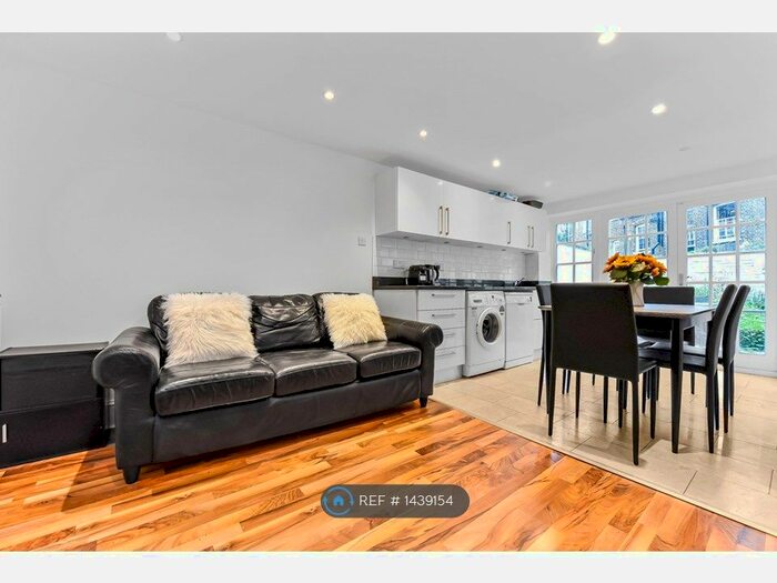 3 Bedroom Flat To Rent In Northdown Street, London, N1